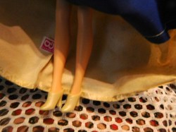barbie 3 teardrops feet
